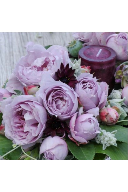 Розы Новалис во флористической композиции